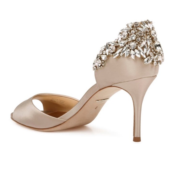 Badgley Mischka Collection Celeste Peep Toe Pump - Defect Missing One Rhinestone - Picture 16 of 17